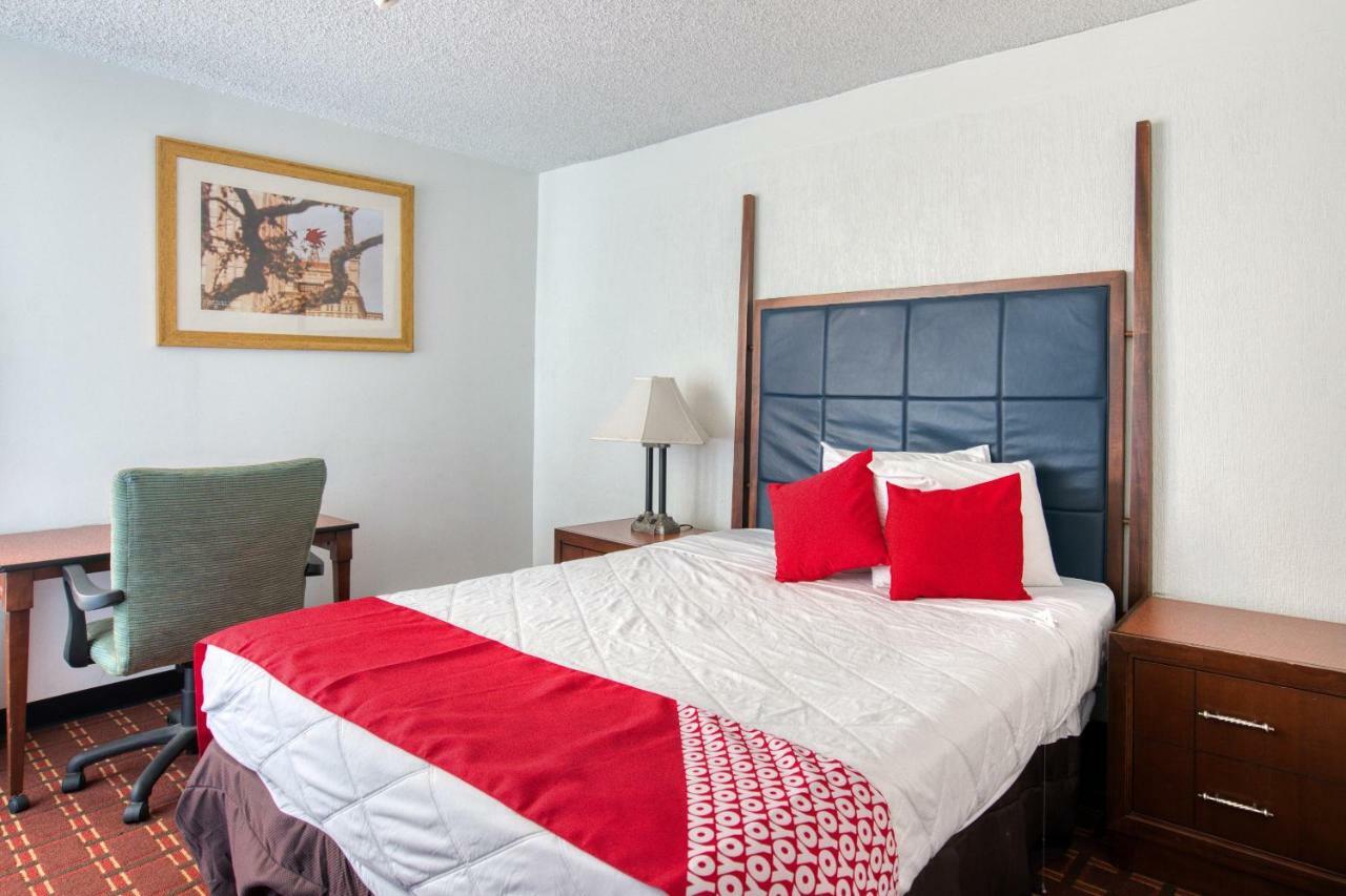 Oyo Townhouse Houston George Bush Intercontinental酒店 外观 照片